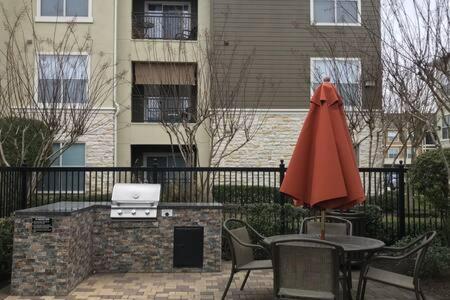 Magnificent Furnished Apartment Near Exxon Campus Spring Exterior photo